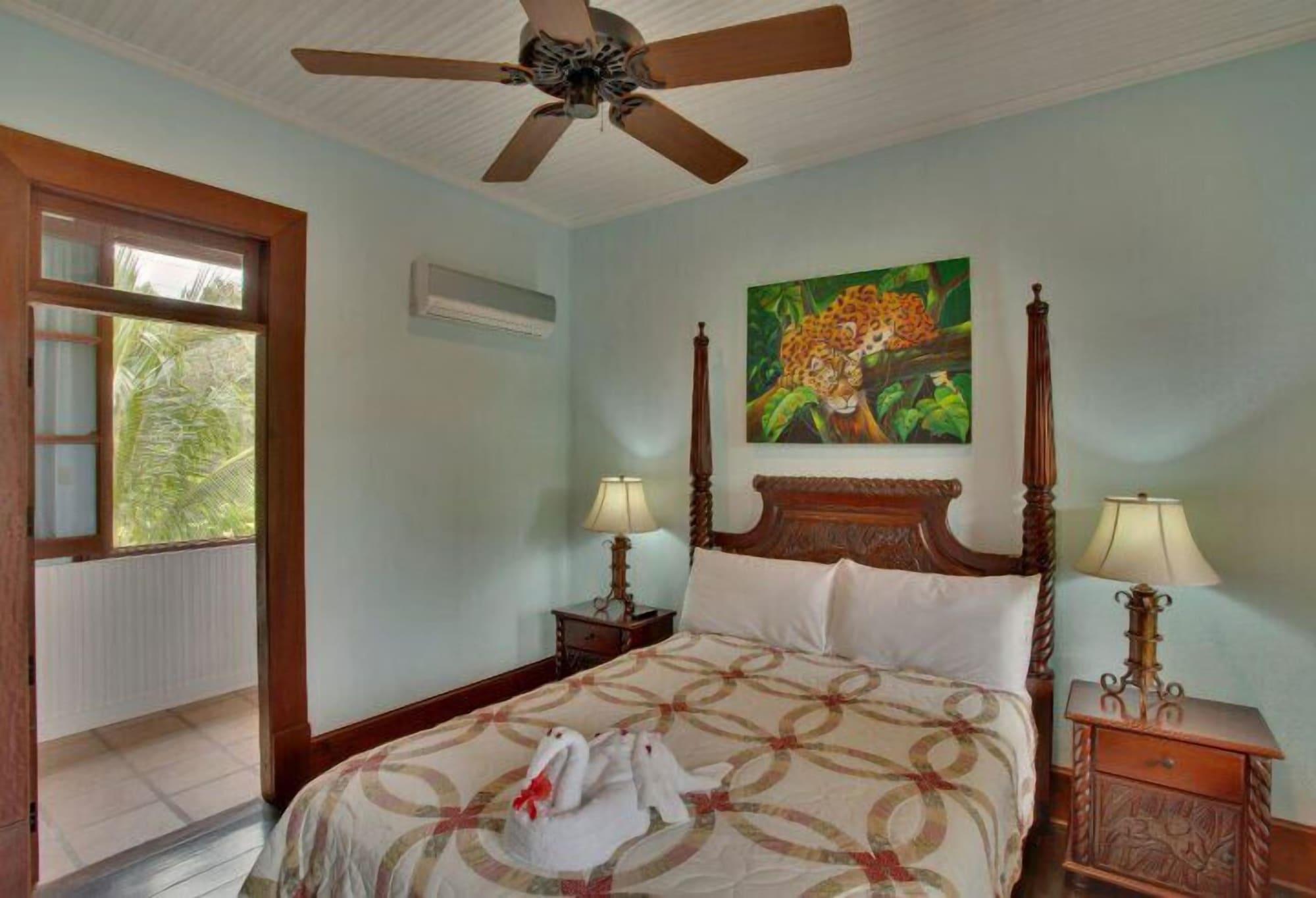Mahogany Hall San Ignacio Luaran gambar