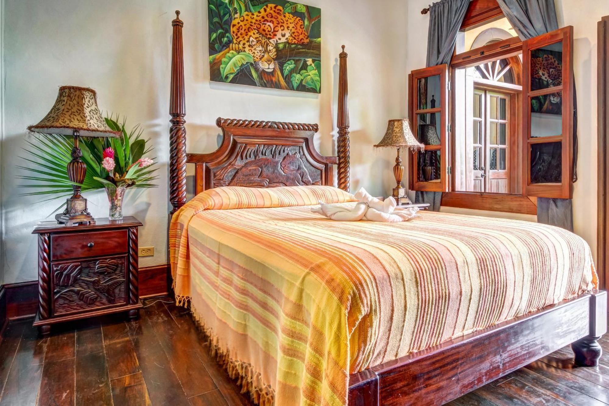 Mahogany Hall San Ignacio Luaran gambar