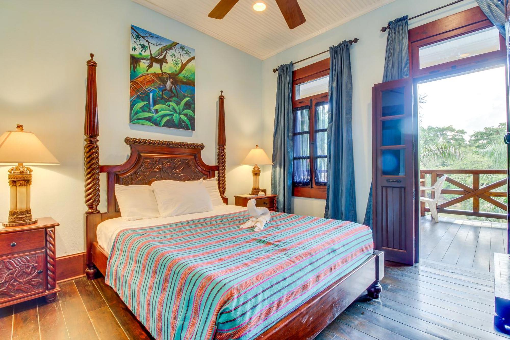 Mahogany Hall San Ignacio Luaran gambar
