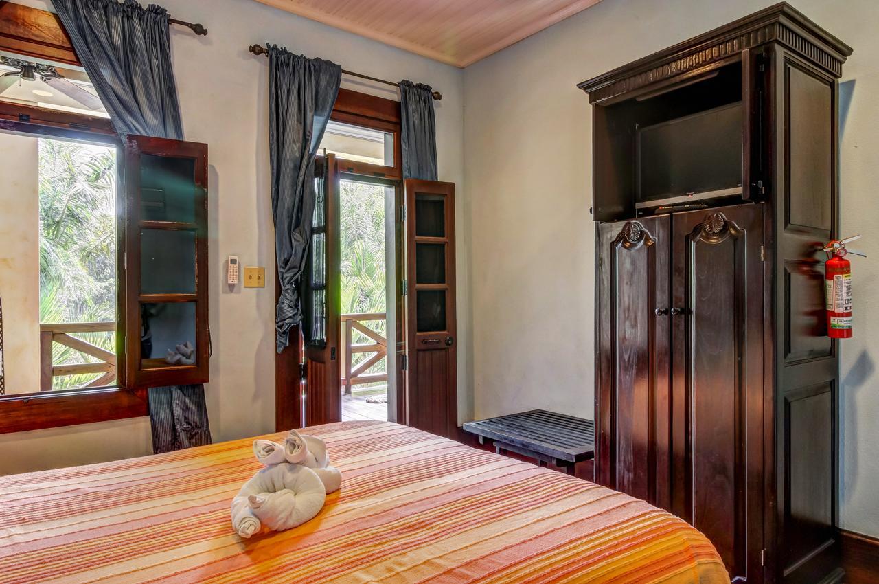 Mahogany Hall San Ignacio Luaran gambar