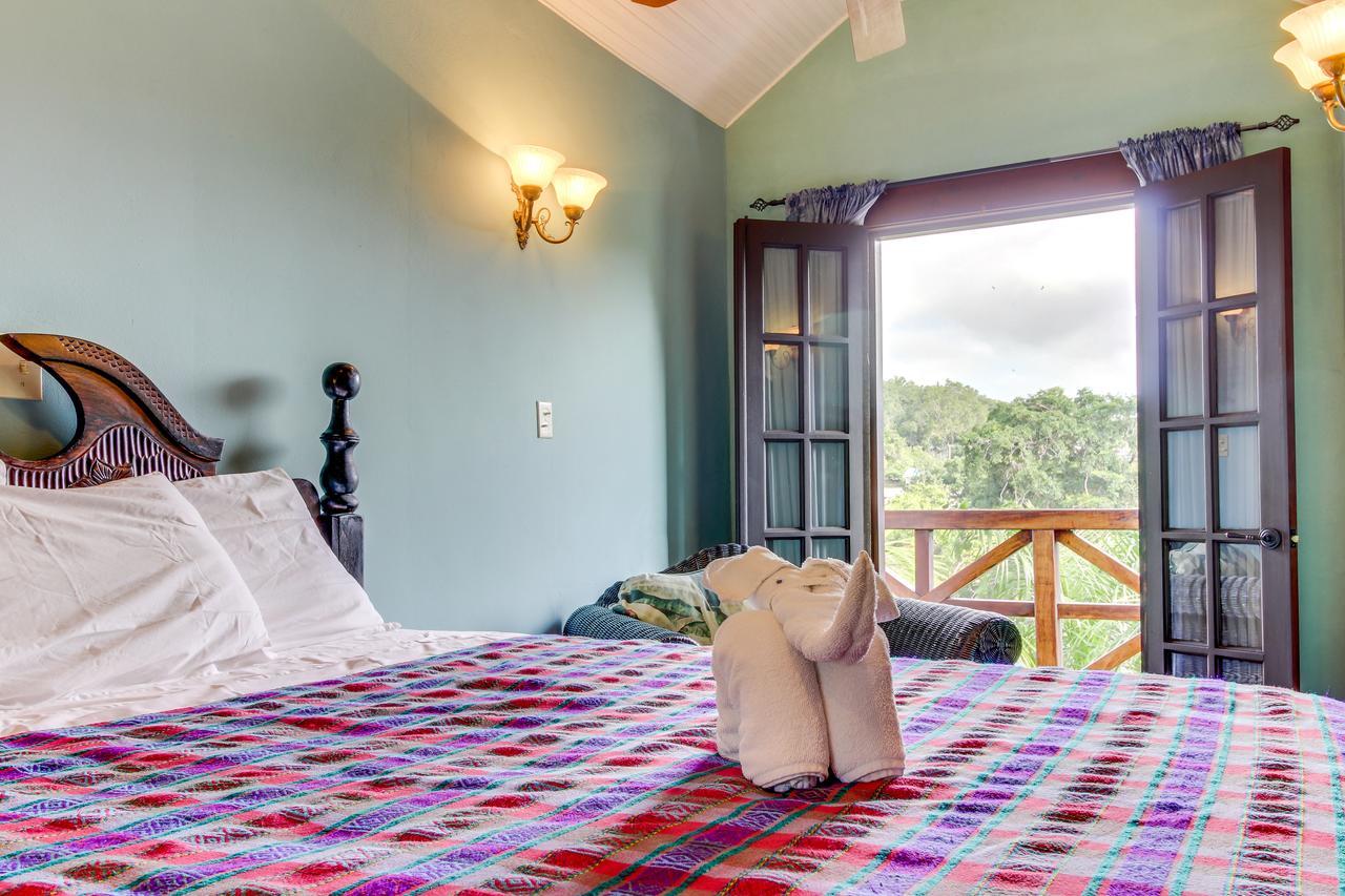 Mahogany Hall San Ignacio Luaran gambar